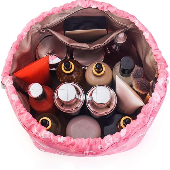 Drawstring cosmetics bag - Picture 4 of 4